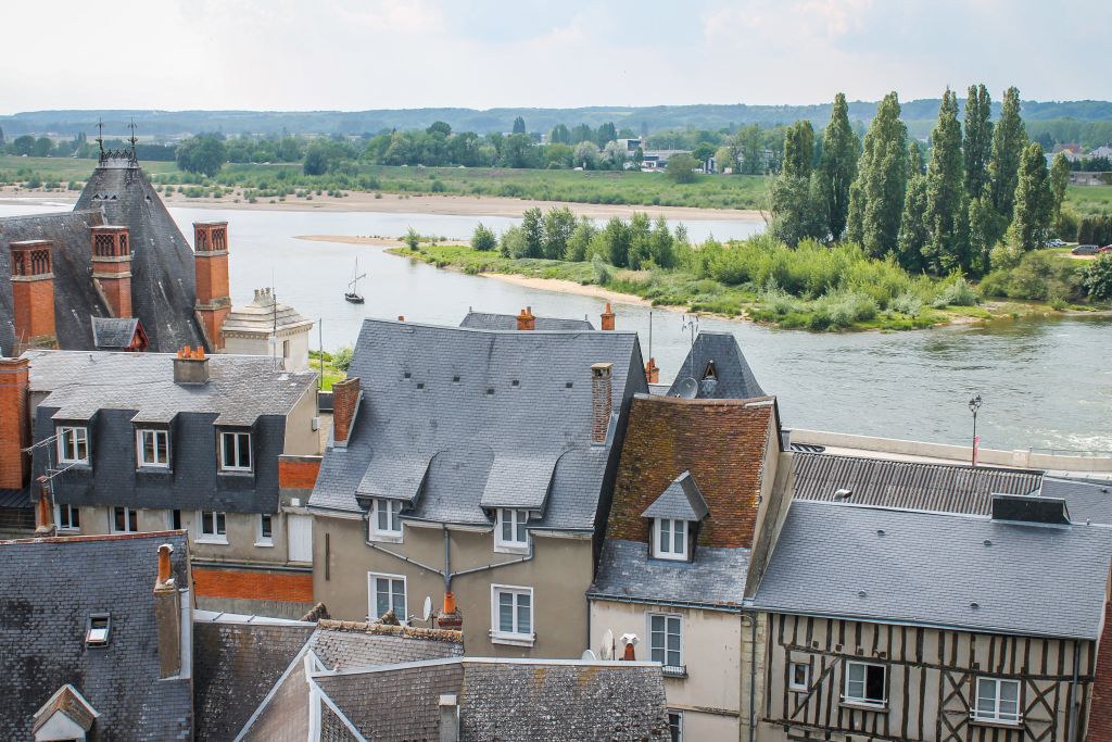 Panoramic view of the Loire River and surrounding houses.