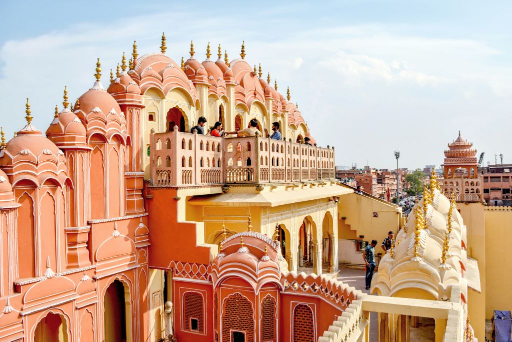 Vista del Hawa Mahal, Palazzo dei Venti, a Jaipur, Rajasthan, India.