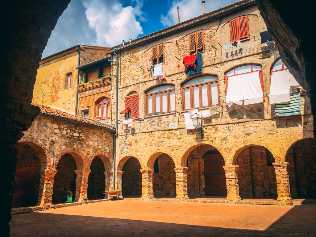 Chiostro di San Francesco a Suvereto