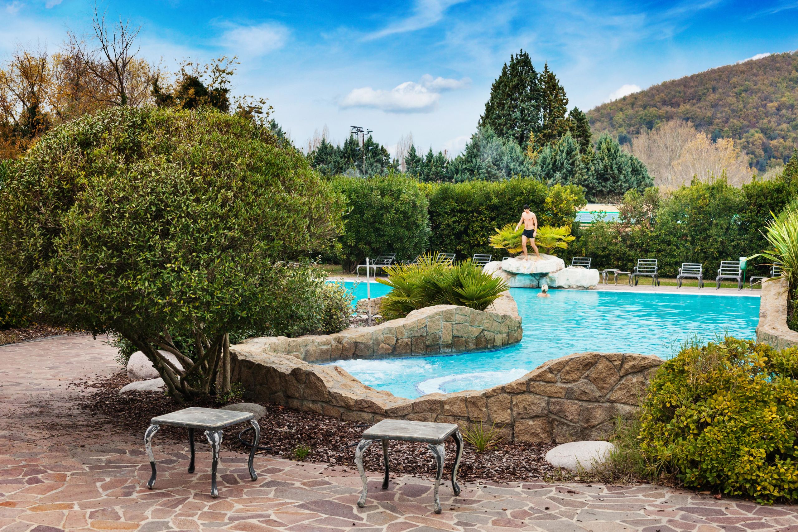 Thermal pools and gardens in the Euganean Thermal District, wellness holiday in Veneto.