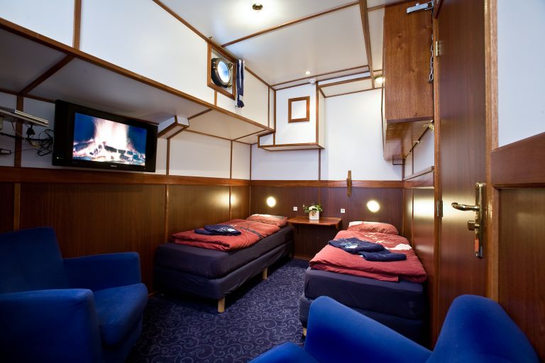 Cabina doppia con due letti singoli interno Mare fan Fryslân