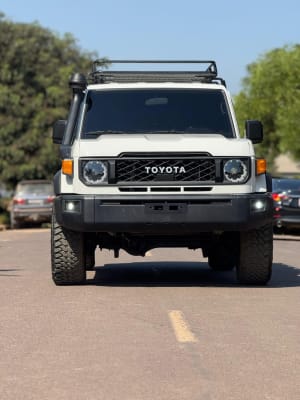 LAND CRUISER LX