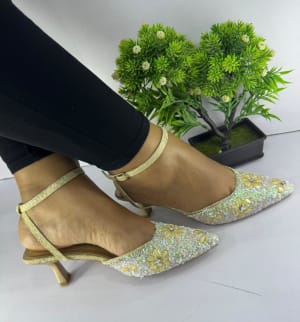 Escarpins Femme Dorés à Fleurs – Chaussures de Cérémonie