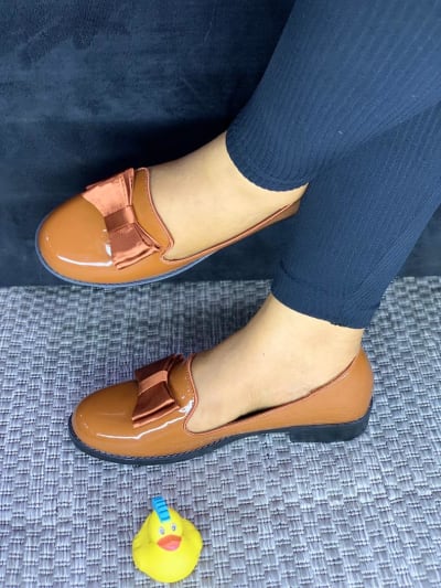Ballerines Femme Marron Vernies avec Nœud Élégant