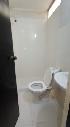 ALQUILER DE OFICINA 3CER PISO