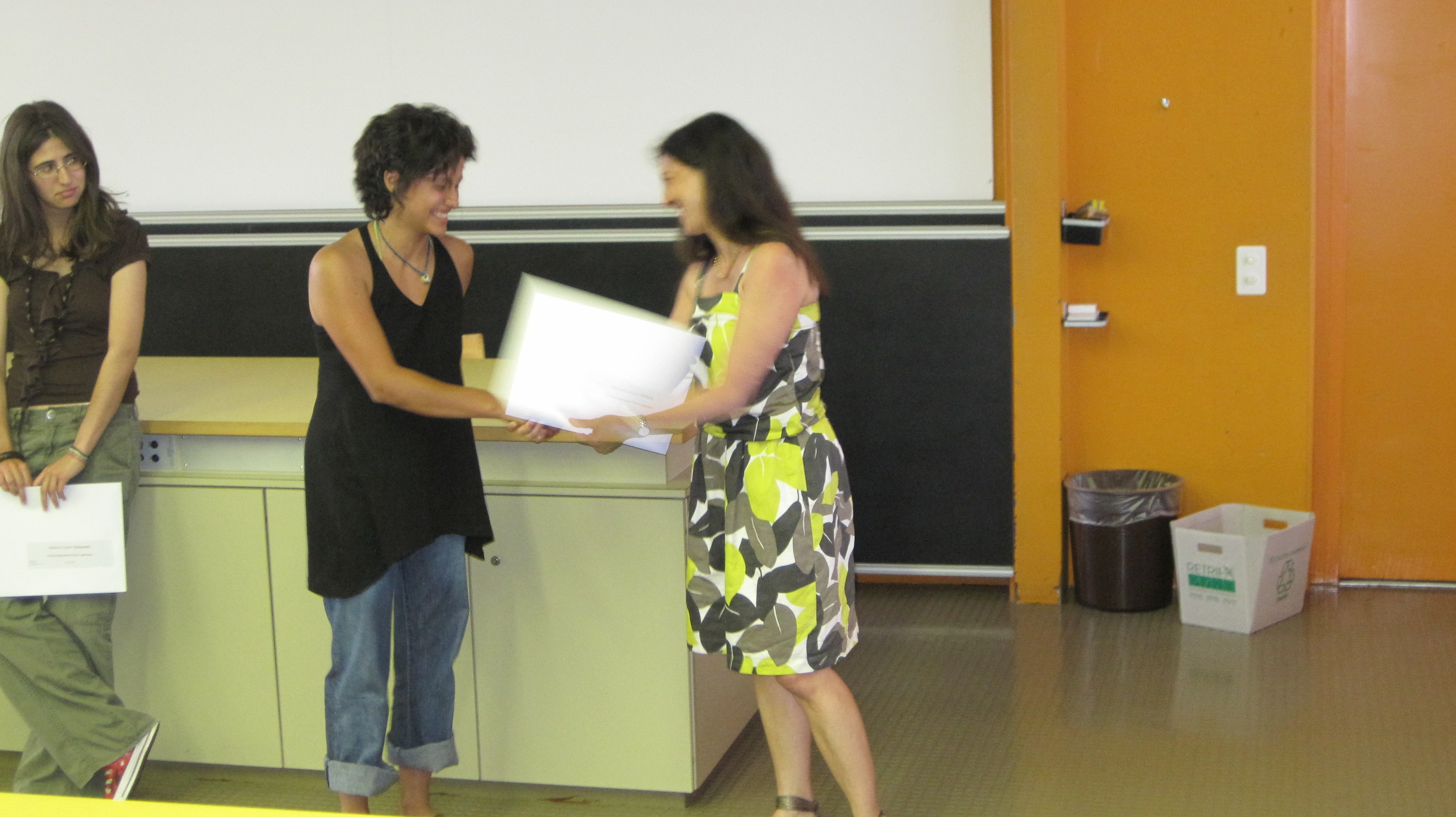 image 8 de la cérémonie de remise des diplômes de l'APFI 2010-2011