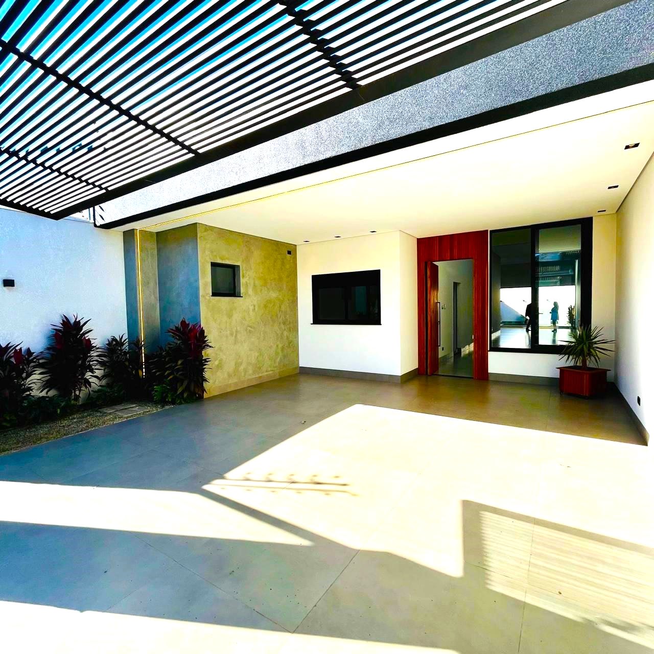 Casa localizada no Jardim Iguaçu