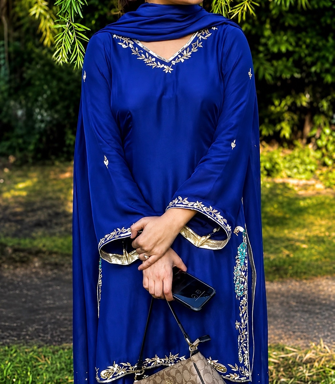 Blue Crepe Silk Punjabi Suit — photo 3