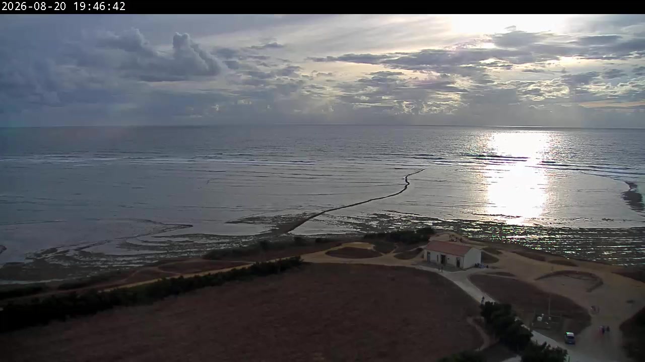 Sunset check Aug 20, 17:47