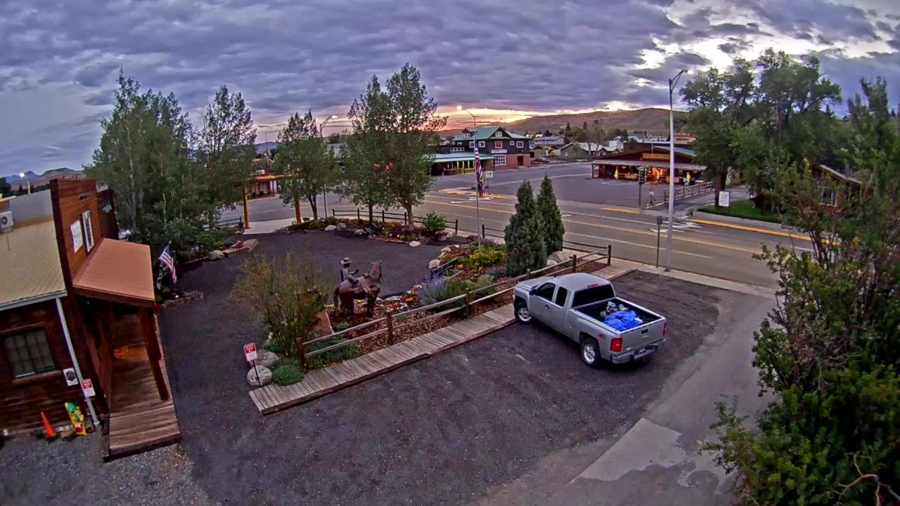 Sunset check Aug 22, 12:22