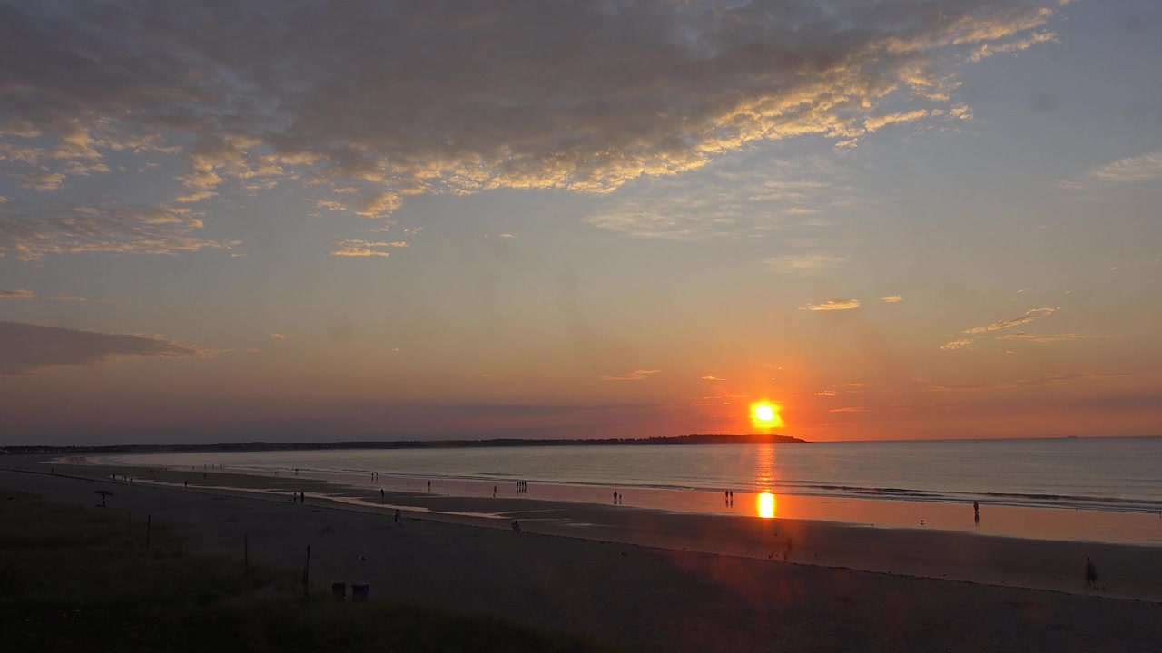 Sunset check Aug 30, 10:15