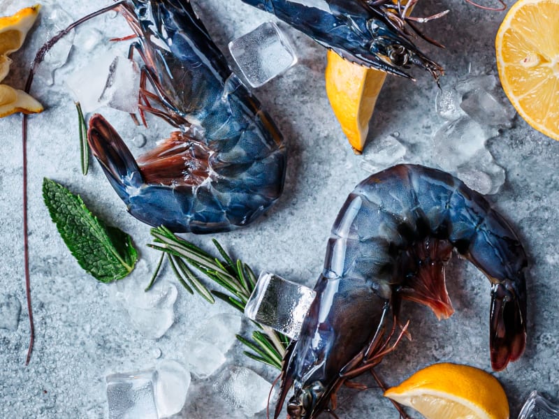 Professionelle Küche mit Gamba Zamba Garnelen