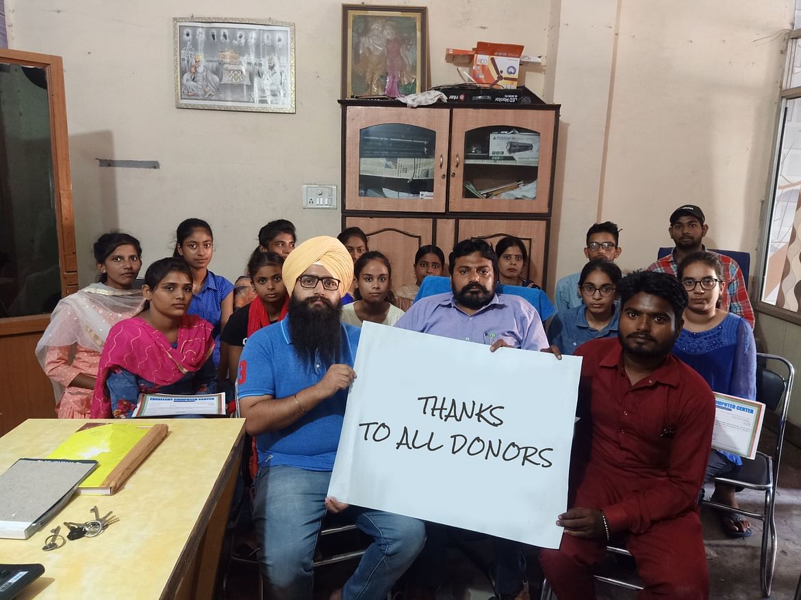 Sponsor the second batch of children 
