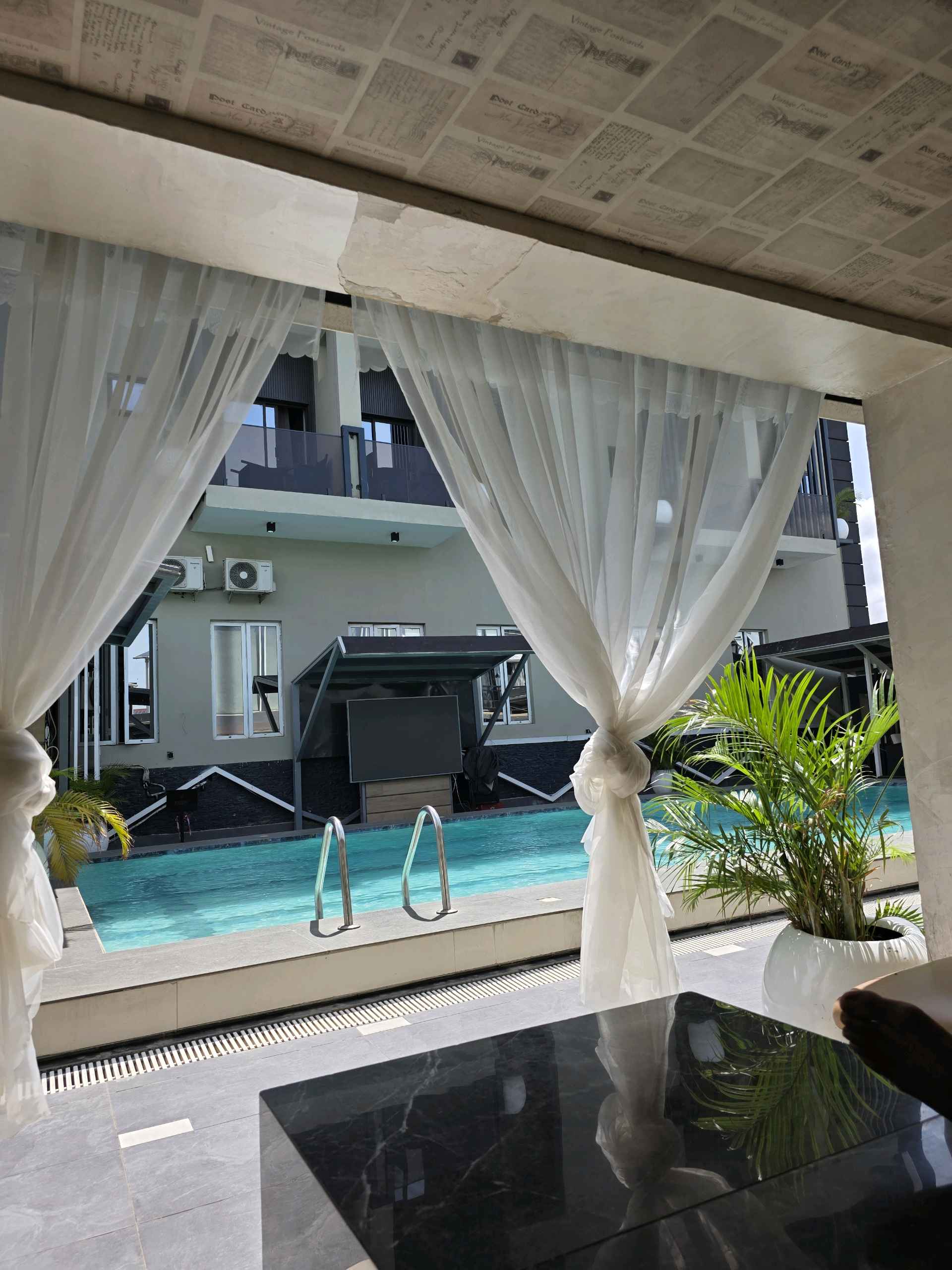 Nice suite