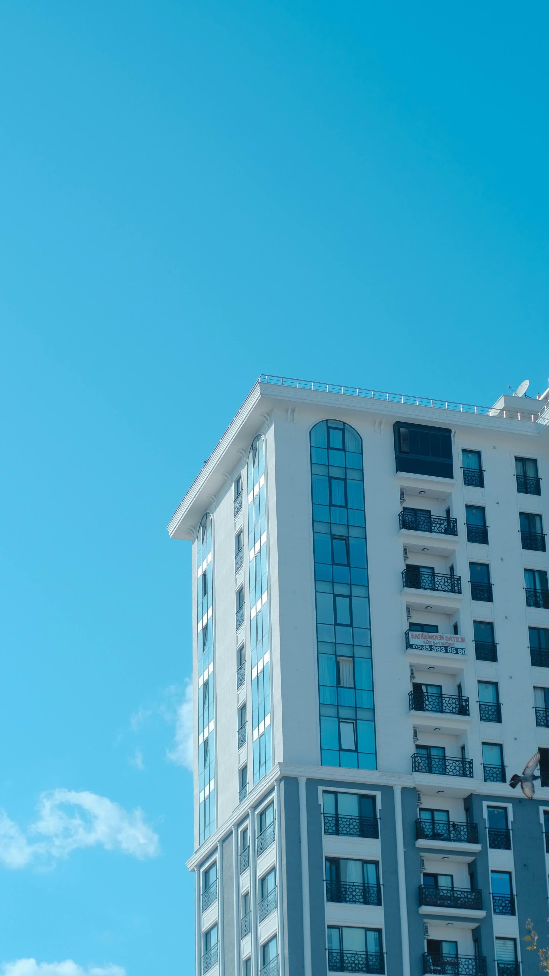 Super hotels