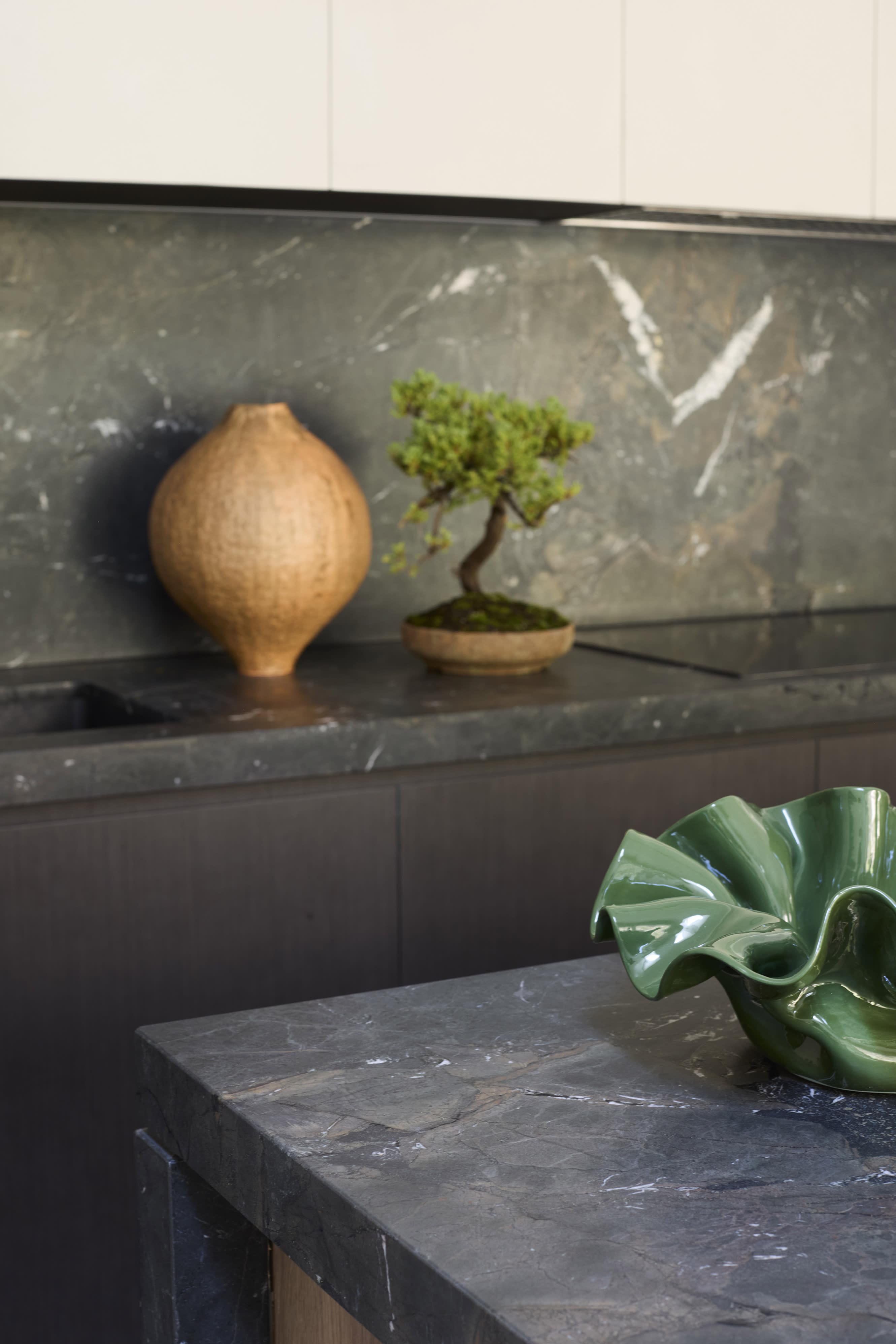 Vaucluse residence hallway and architectural transition details