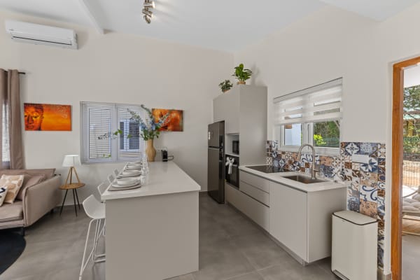 Bungalow preview 20