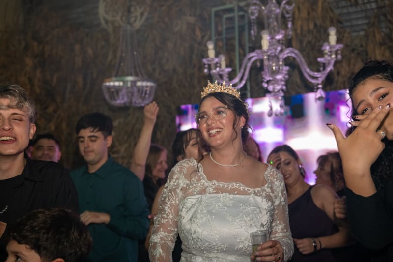 La novia dándolo todo