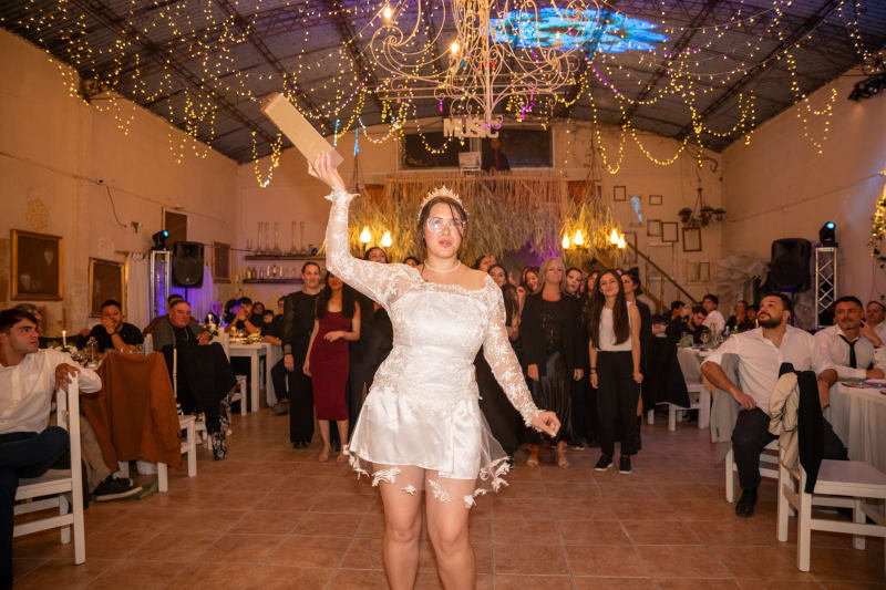 La novia y su vino para las chicas