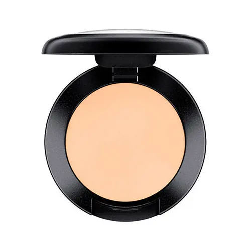 Studio Finish Concealer