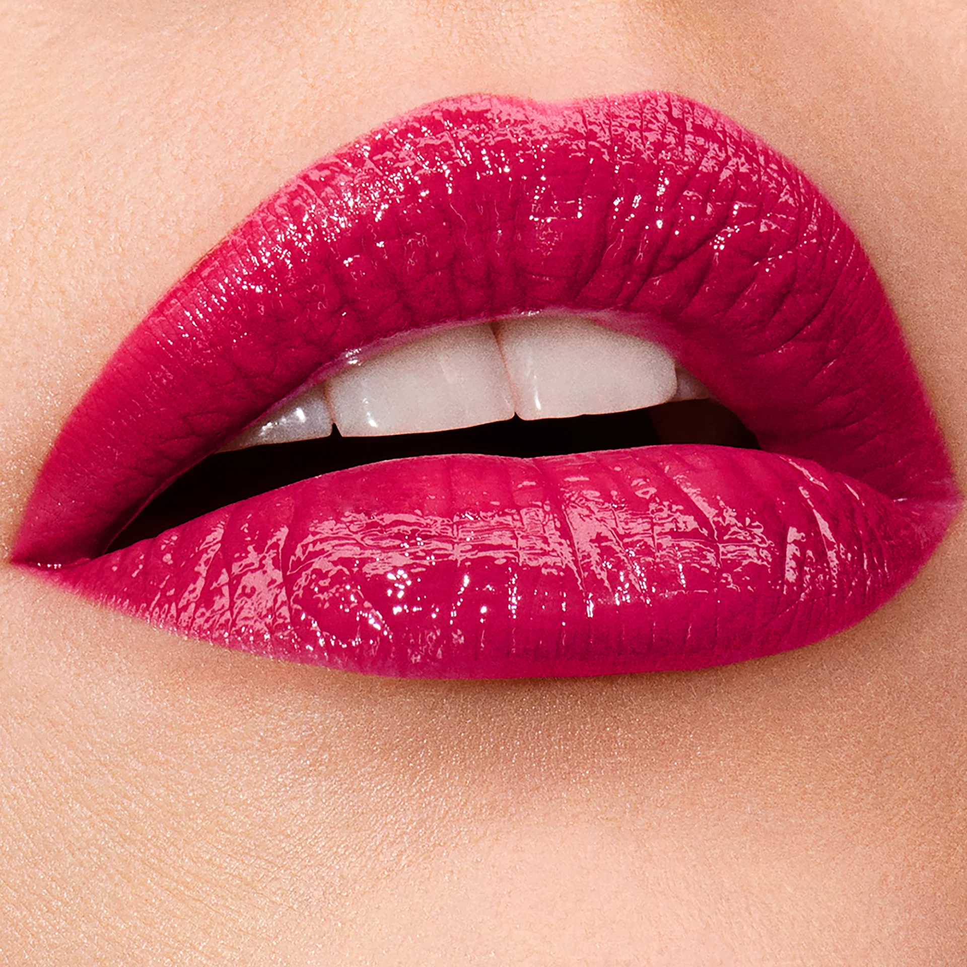 Pure Color Explicit Slick Shine Lipstick