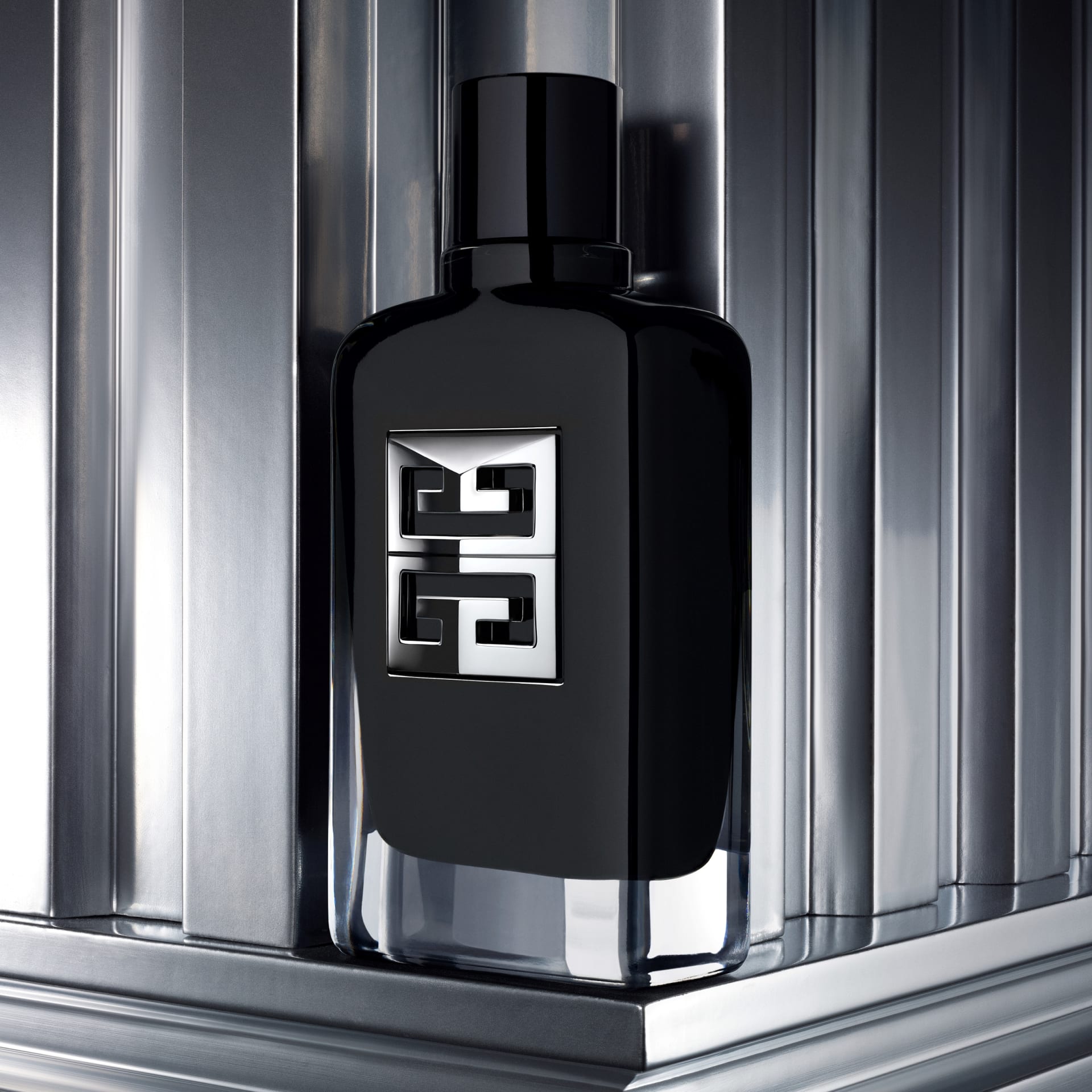 Gentleman Society Eau de Parfum