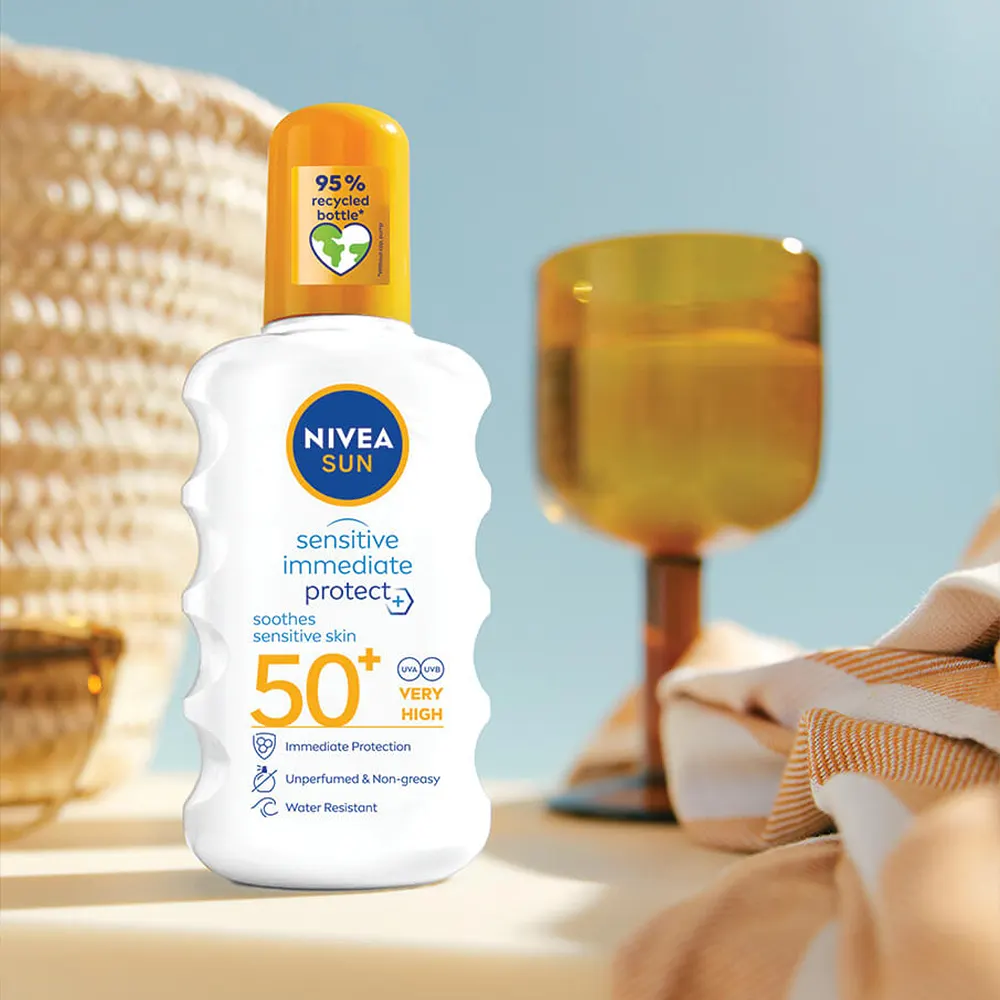 Sensitive Immediate Protect Soothing Sun Spray SPF 50+