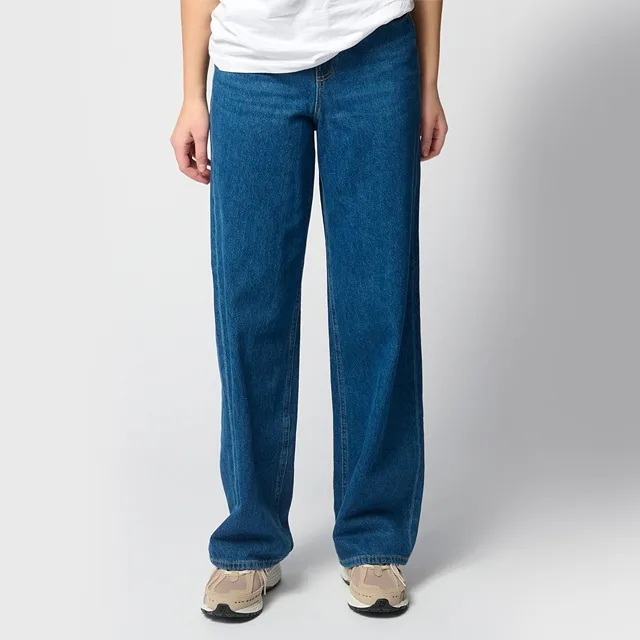 Performance Loose Jeans