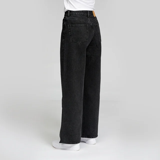 Performance Wide Jeans