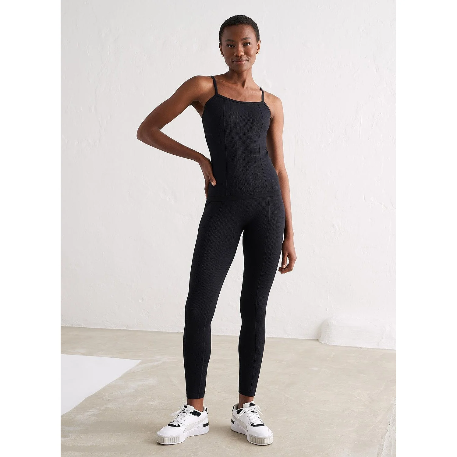 Black Luxe Seamless Strap Singlet