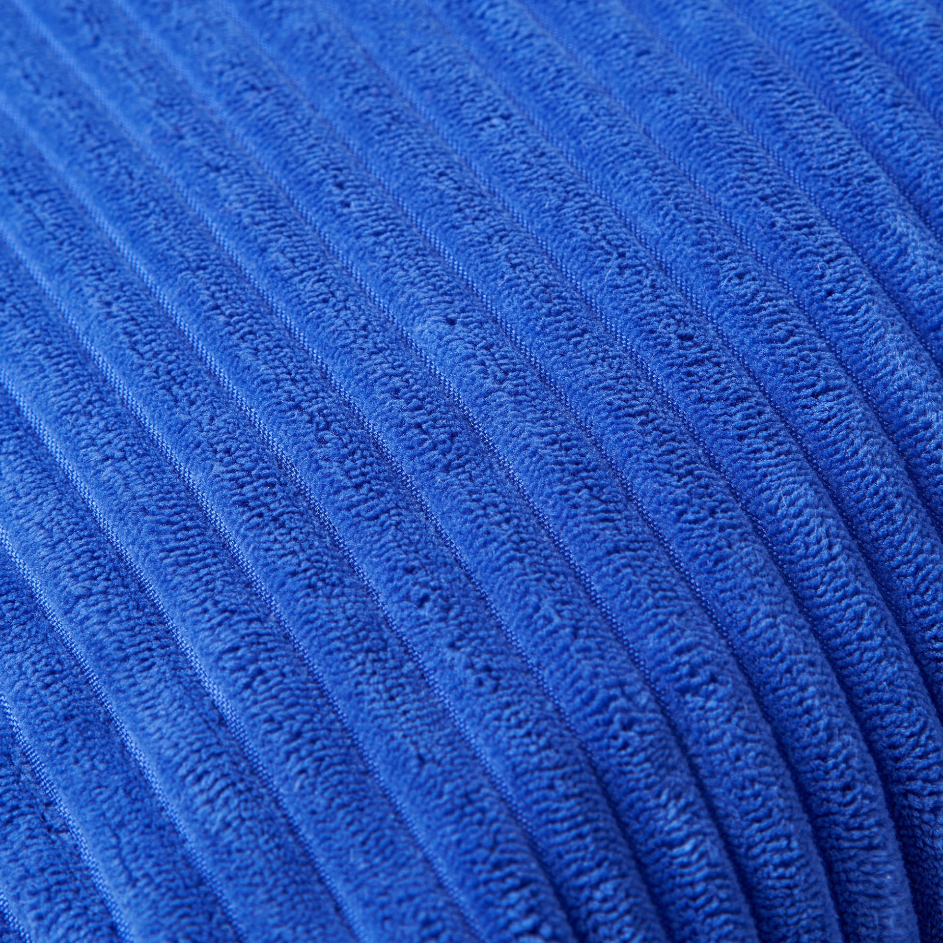Ribbad kudde SOFTA 45x45 cm Kobolt Blue från Åhléns Home | Åhléns