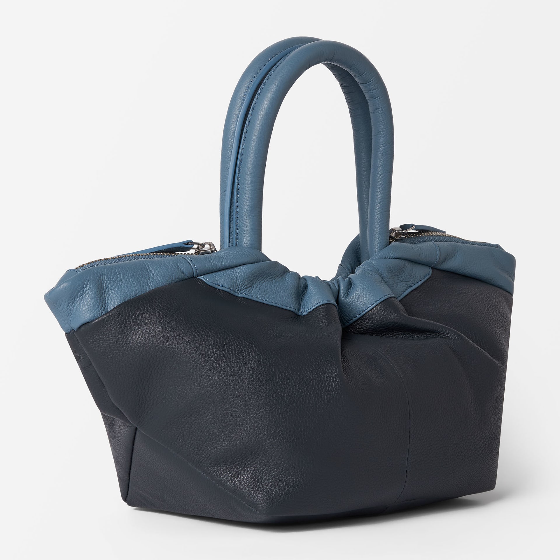 Tote bag i läder ZARA