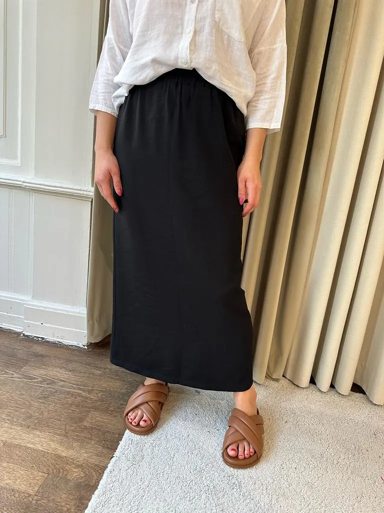 Letzi, Long Skirt - Black