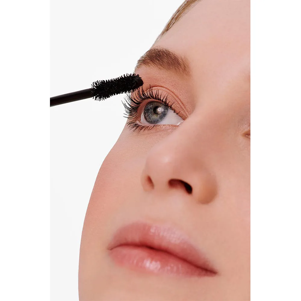 Beyond Lash Volumizing Mascara