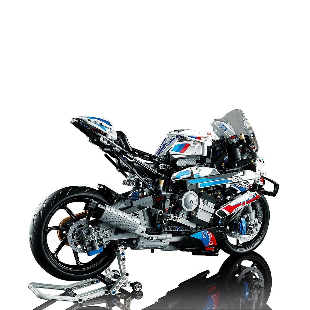 42130 Technic BMW M 1000R