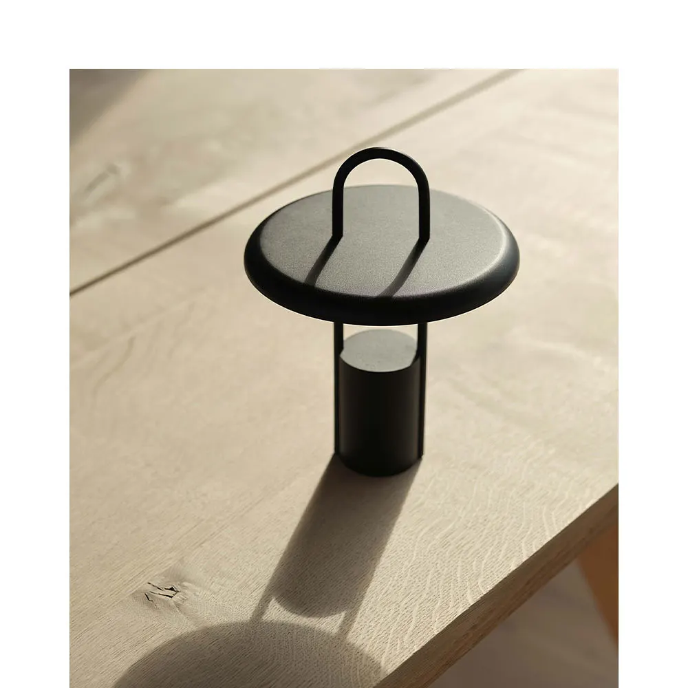 Pier LED-lampa, Black