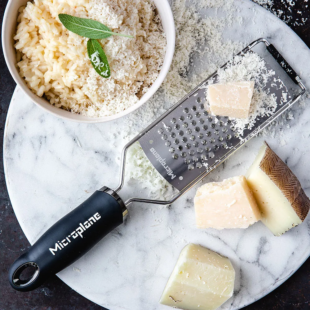 Microplane Gourmet Star Grater, Svart