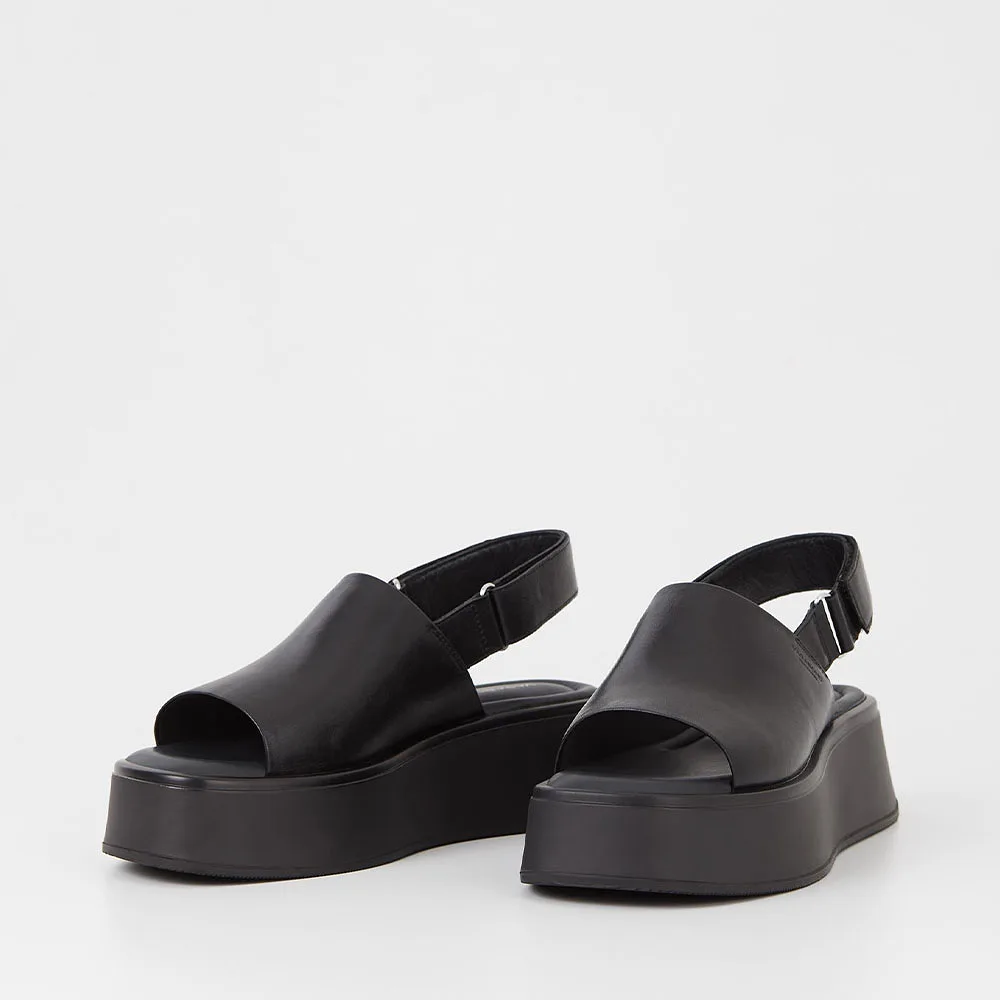 Courtney Sandals With Heel