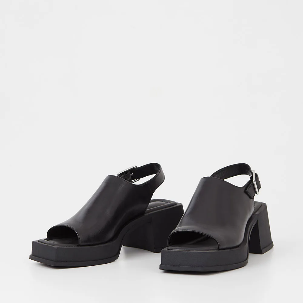 Hennie Sandals With Heel