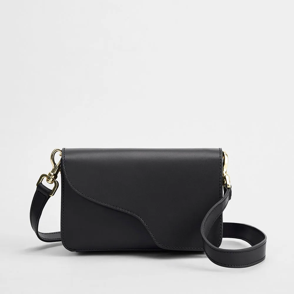 Corsina Black Leather Shoulder Bag