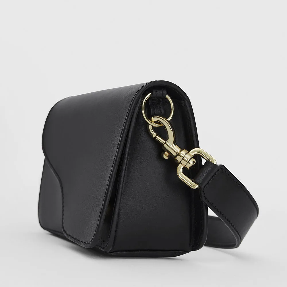 Corsina Black Leather Shoulder Bag