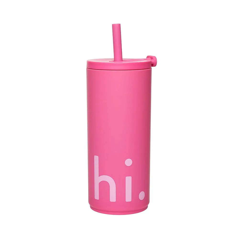 Travel cup with straw