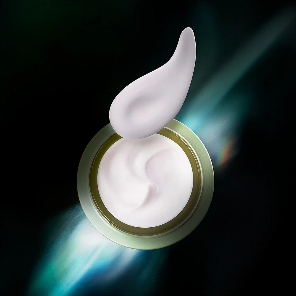 FUTURE SOLUTION LX Legendary Enmei Ultimate Brilliance Eye Cream