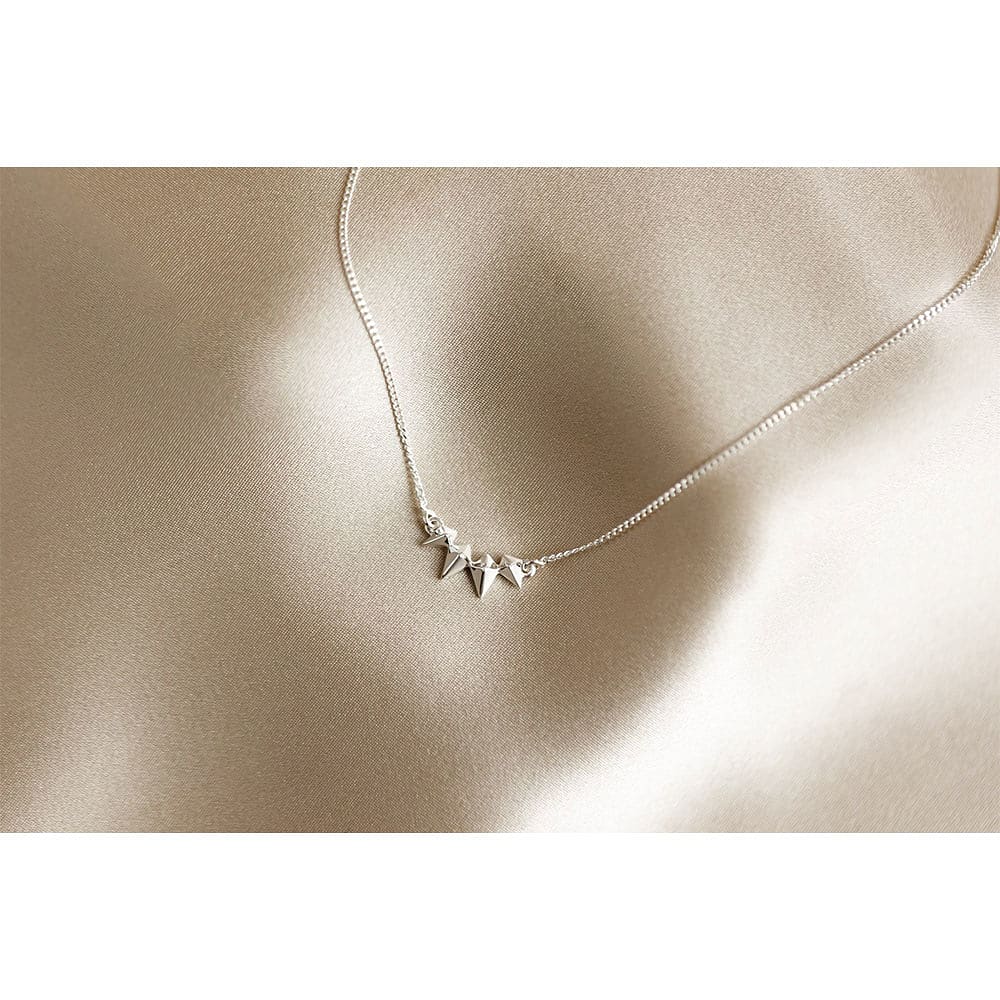 Uma Spike Necklace Silver