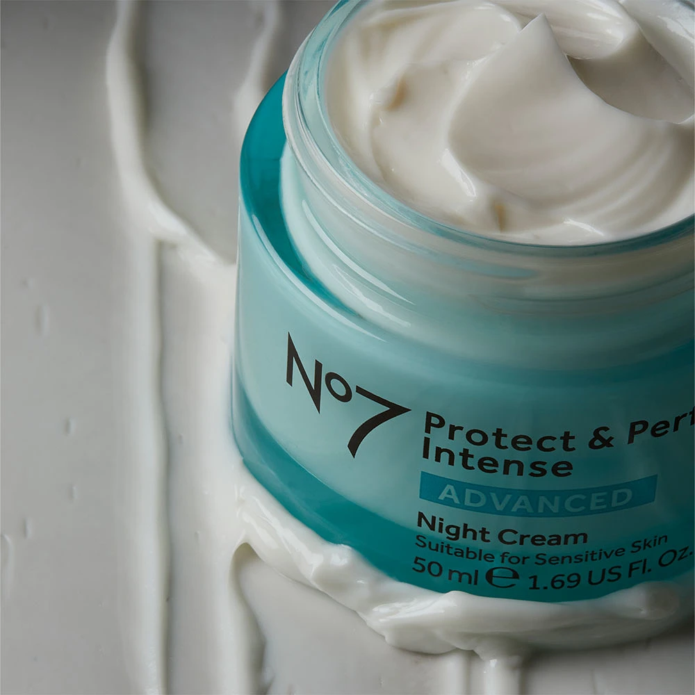 Protect & Perfect Intense advanced night cream