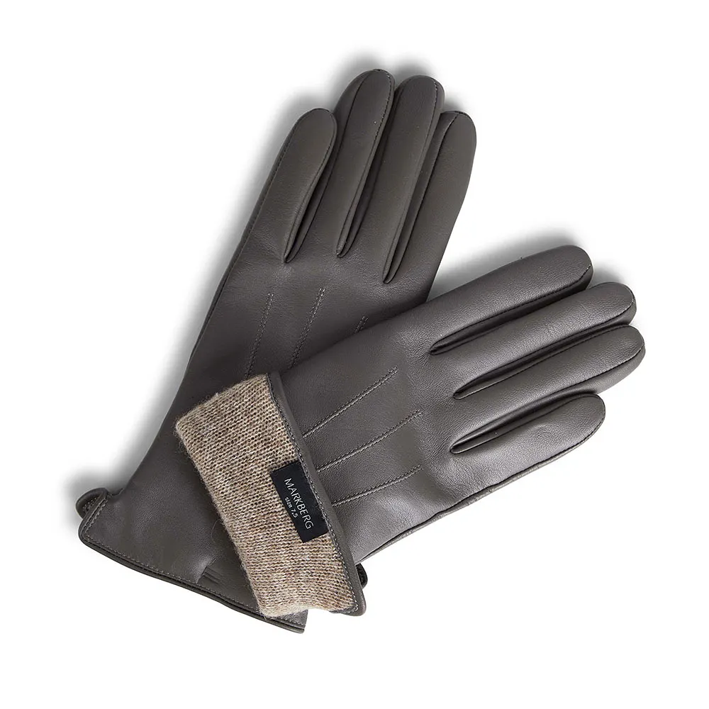 CariannaMBG Gloves