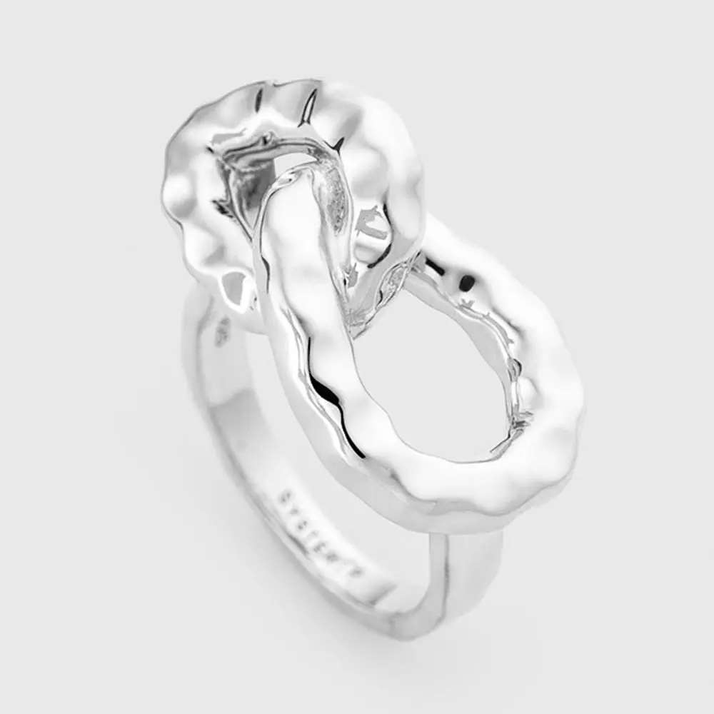 Bolded Hammered Links Ring Silver