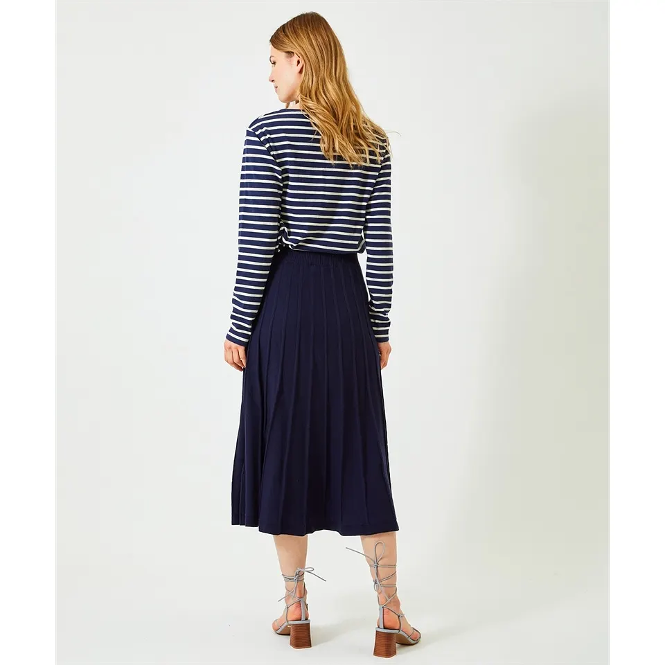 - Klara Skirt Navy