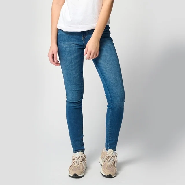 Performance Skinny Jeans