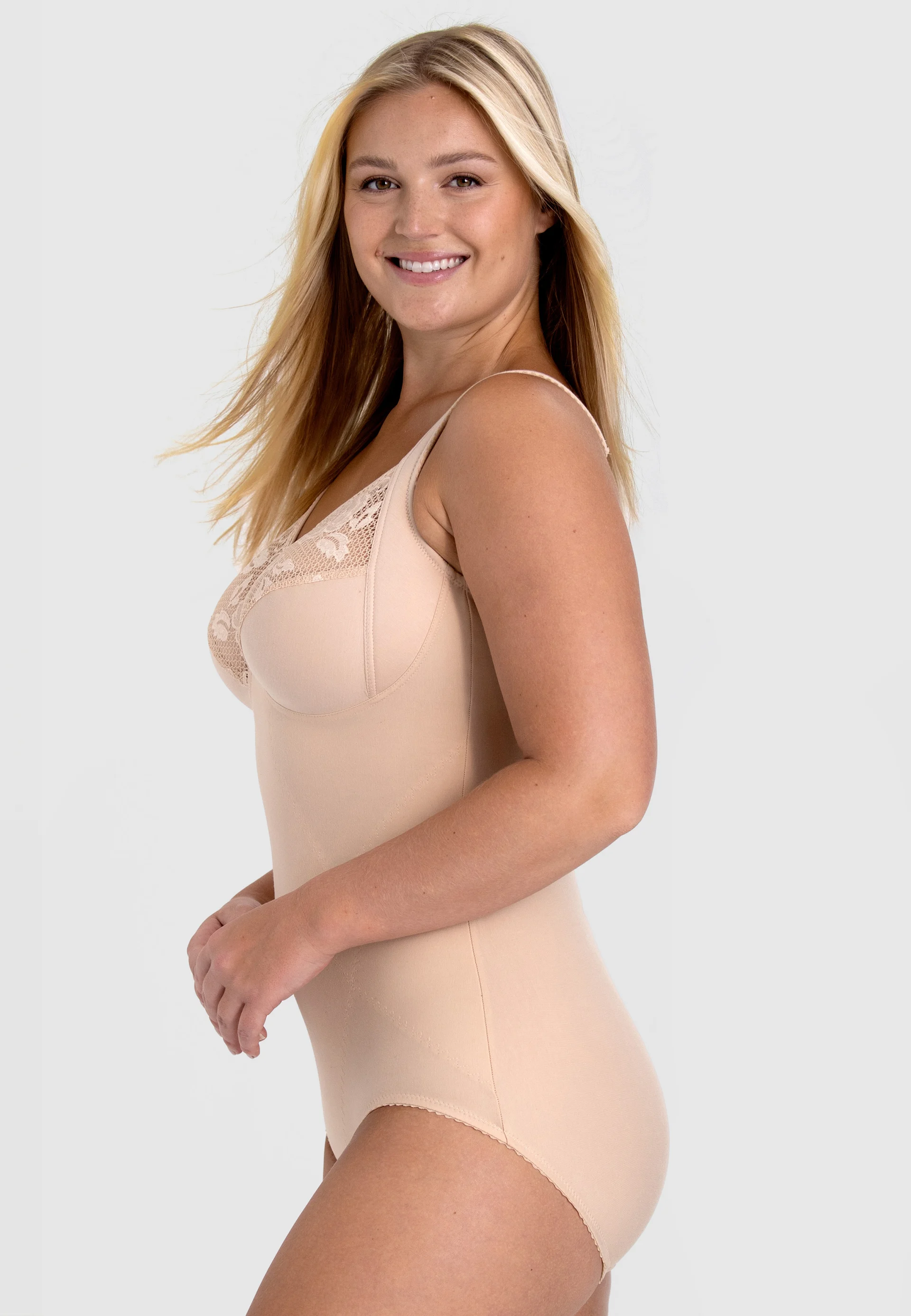 Lovely Lace Formande Body Utan Bygel